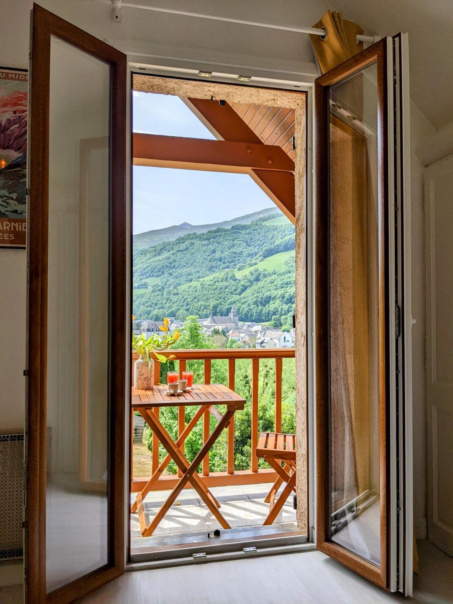La Bigourdane Grand Gite Confortable & Spa Кампан Екстер'єр фото